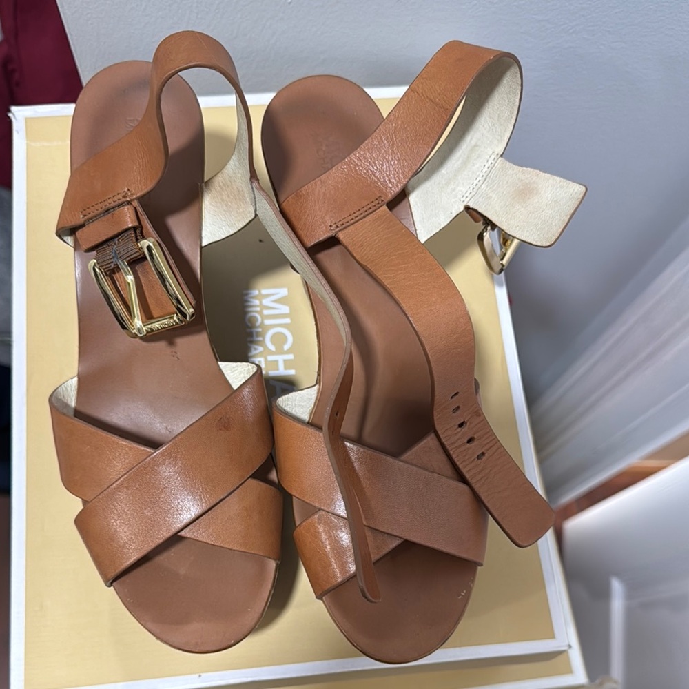 Michael Kors Women's Tan Sandals